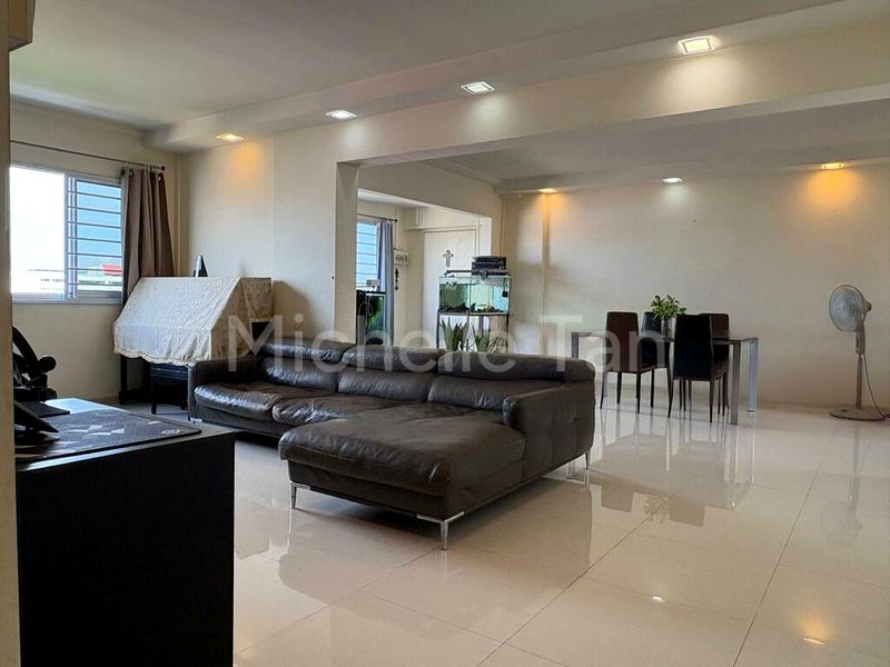5 Room (5I) HDB for Sale in  489C Tampines Street 45 - Image 12